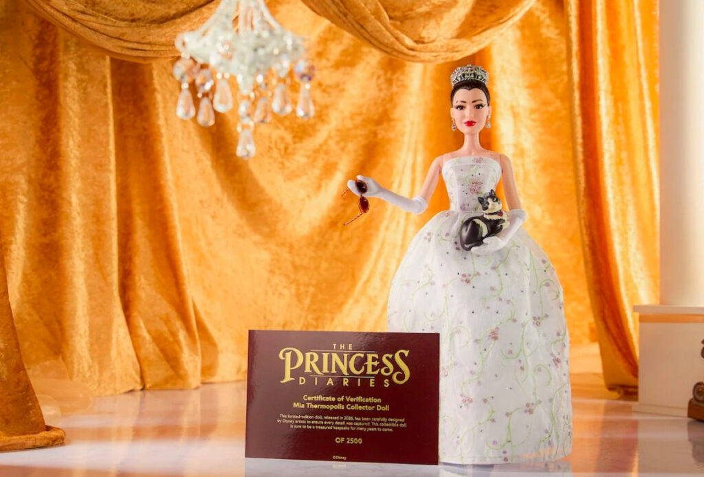 Disney Princess Diaries 25th Anniversary Mia Thermopolis Doll Preview